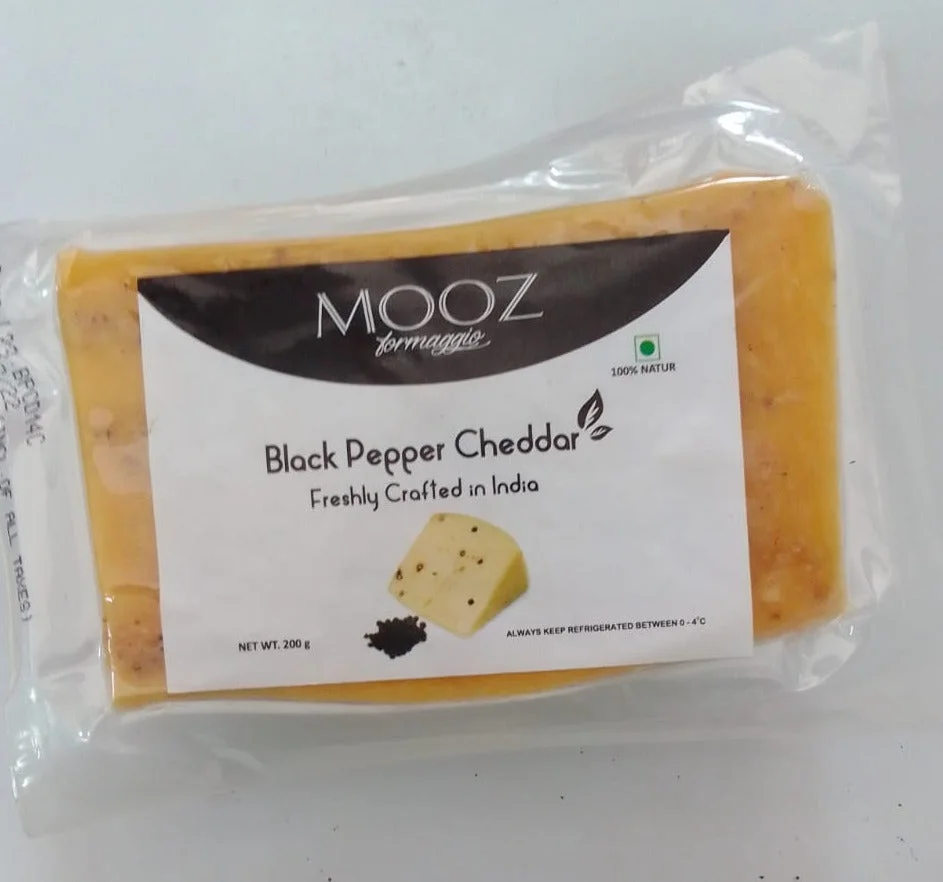 MOOZ- Black Pepper Cheddar, 200g Pack - image 1